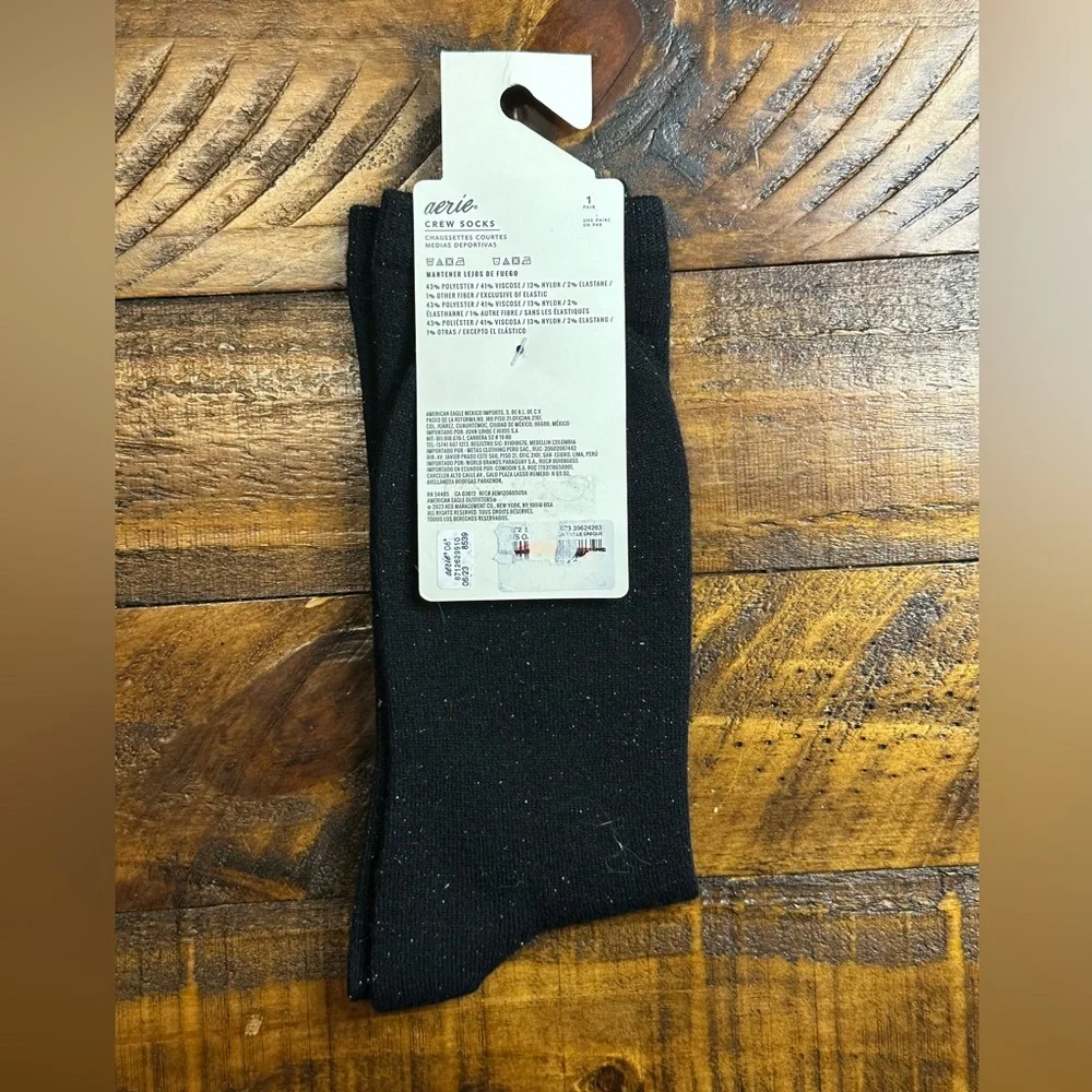 Aerie Black & Metallic Green Fleck Crew Socks
